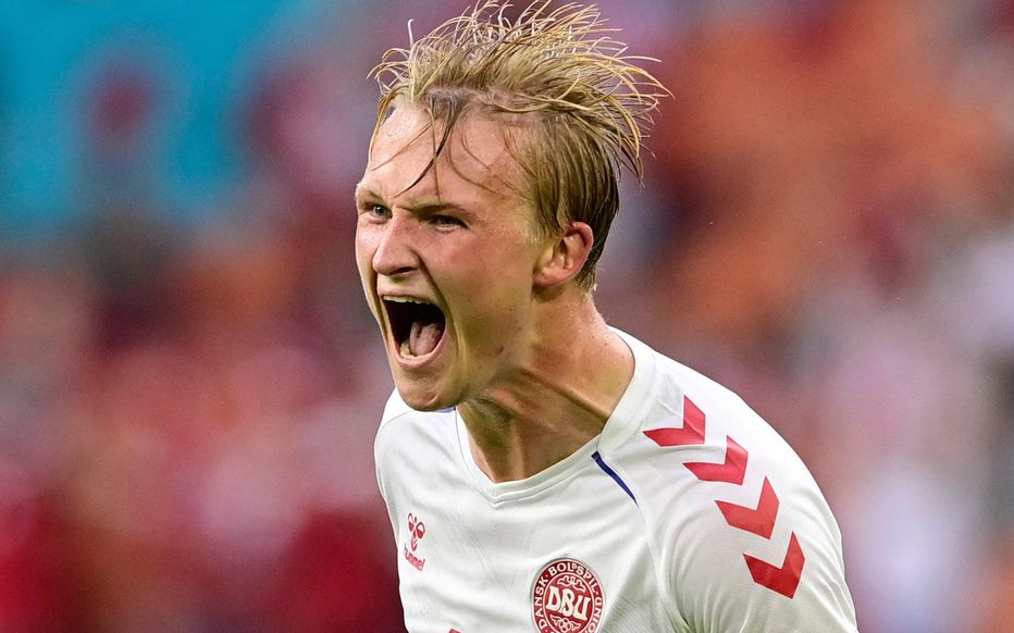 Le Danemark assomme le Pays de Galles !
