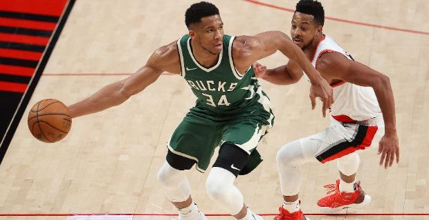 Pronostic NBA GRATUIT Milwaukee Bucks Atlanta Hawks Playoffs