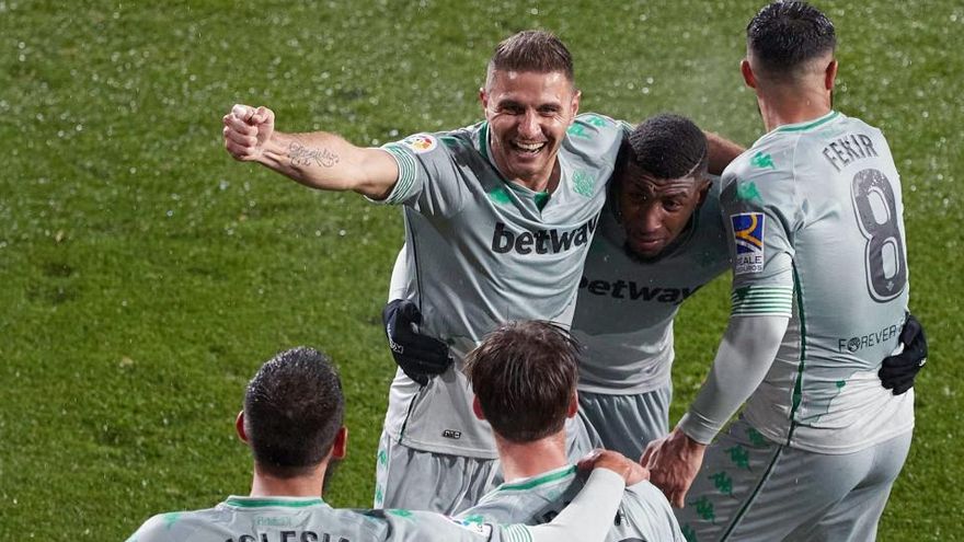 Pronostic Gratuit Betis Seville Osasuna Liga